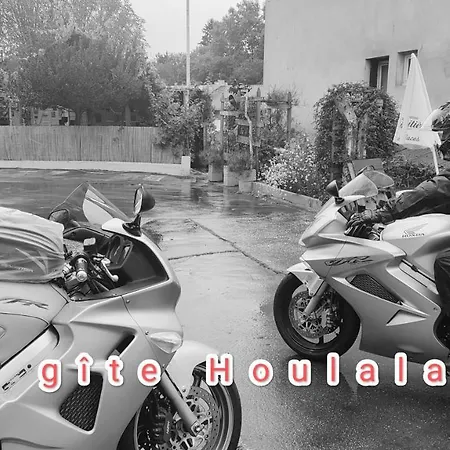 Houlala - Relais D'etape - D'hotes *