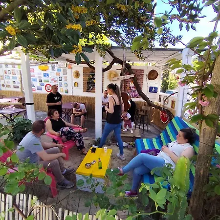 Houlala - Relais D'etape - D'hotes Bed & Breakfast Pont-Eveque