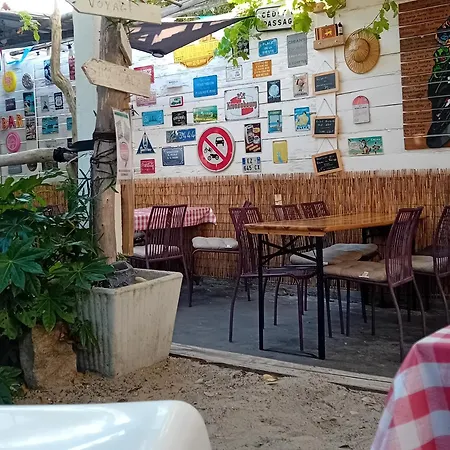 Houlala - Relais D'etape - D'hotes 3*